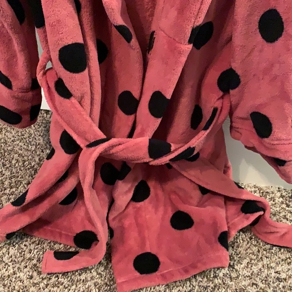 Pink Short Robe - Picture 3 of 4